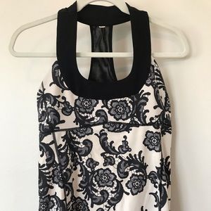 Lululemon tank